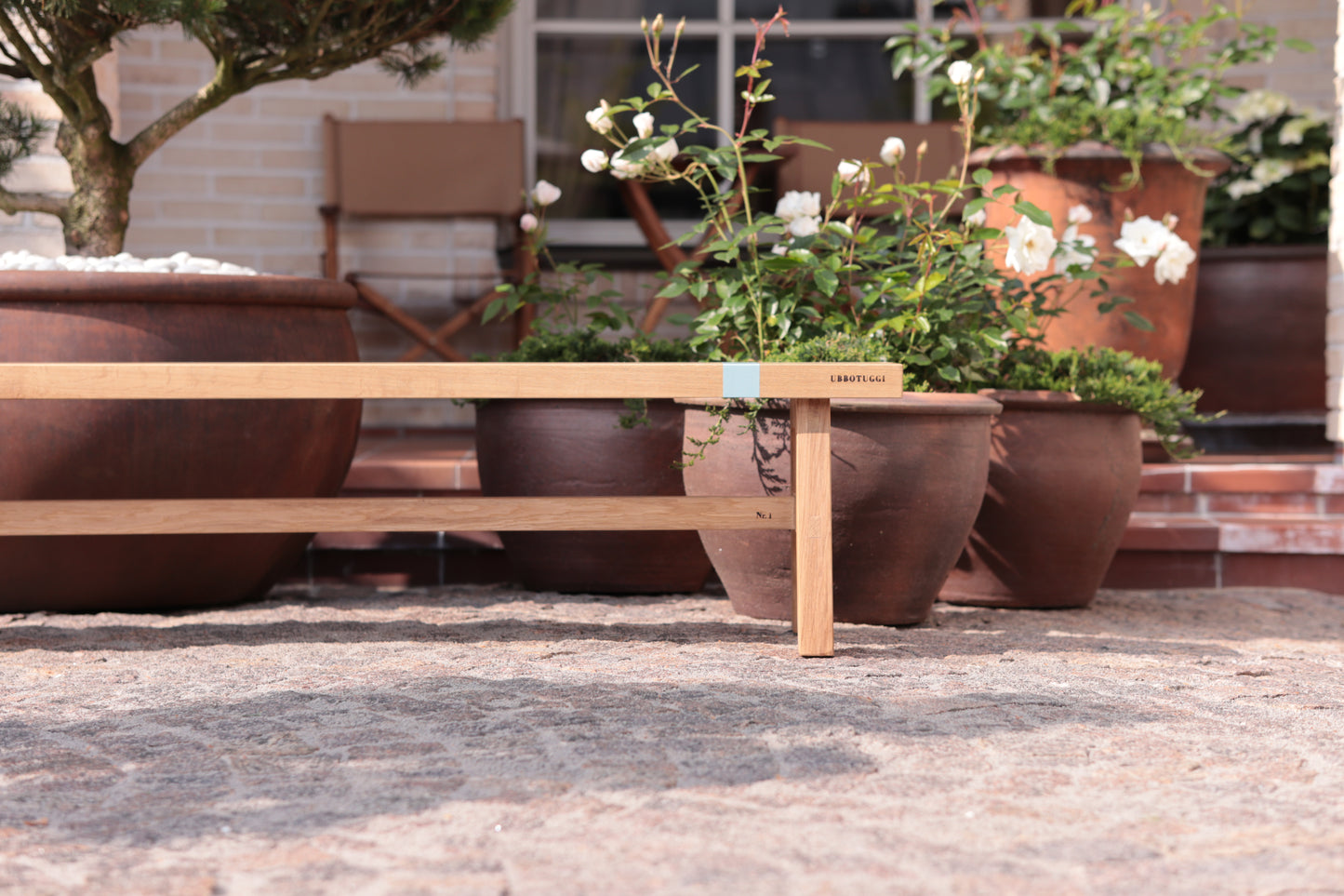 UBBOTUGGI MOMENTUMAIRE OAK BENCH The Mind Billionaire. Life time symbol, your true luxury.