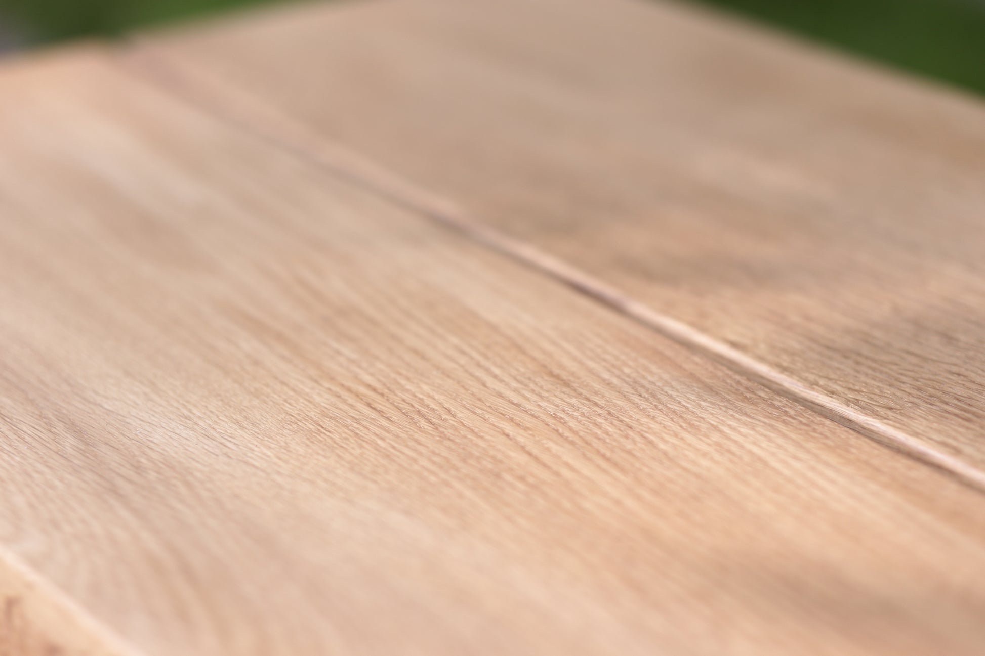 UBBOTUGGI MOMENTUMAIRE OAK BENCH. European solid oak surface. 